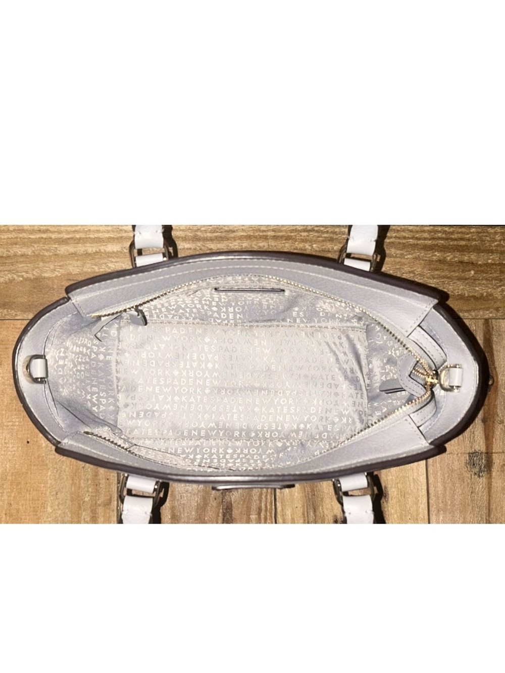 Kate Spade. 4 Piece Set: Jeanne Satchel with Free Eyeglasses, Scarf & Dust Bag. - Picture 9 of 16